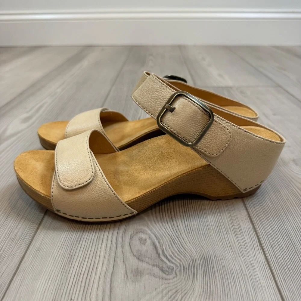 NEW Dansko Tanya Milled Burnished Linen Leather Wedge Sandals Cream 40 US 10